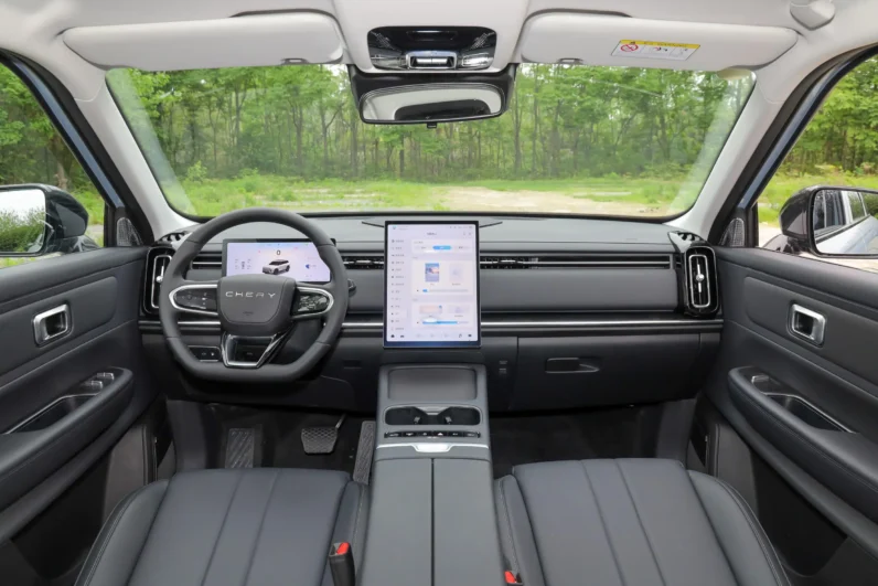 Chery Explore 06 C-DM