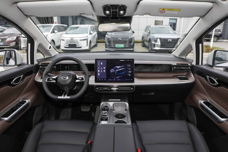 GAC Trumpchi E8 PHEV