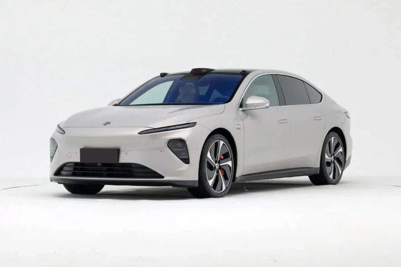 NIO ET7