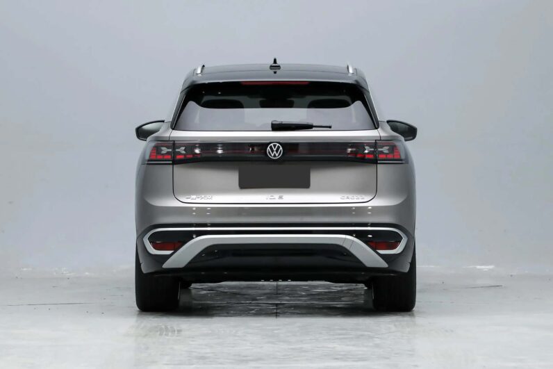 Volkswagen ID.6 CROZZ