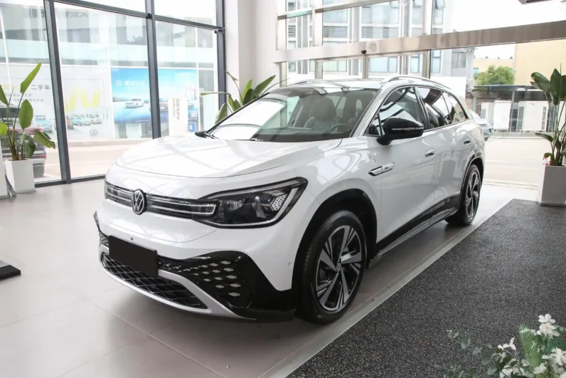 Volkswagen ID.6 CROZZ